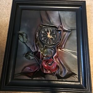 VINTAGE BLACK FRAMED LEATHER GOTH FLOWERED FRAME WITH BATTERY OPERATED CLOCK